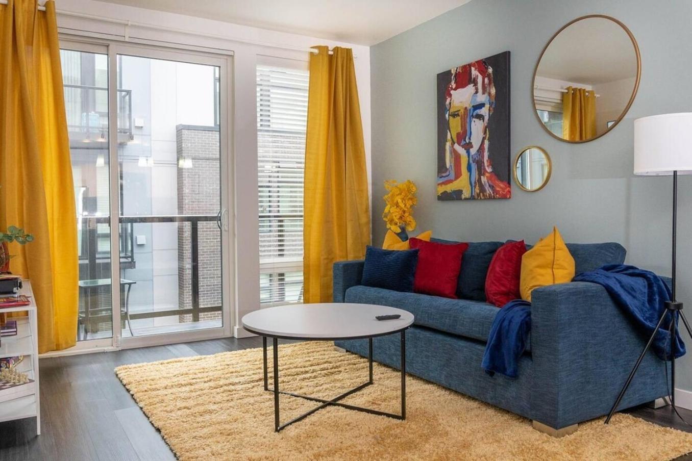 Self Check-In-Washer-Dryer-4Ksmart Tv-King Bed-Gym Tacoma Exterior foto
